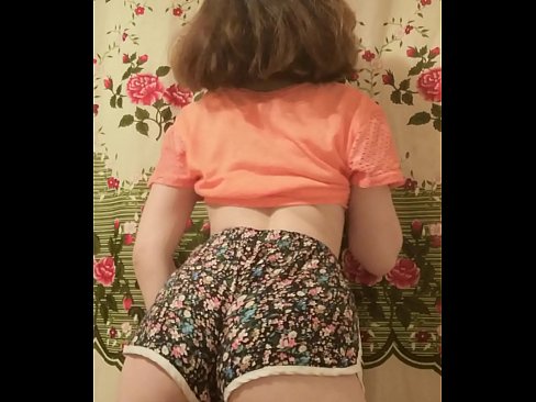 ❤️ Jeune fille sexy se déshabillant devant la caméra. ❤❌ Porno beau at fr.onlydesiporn.ru ❌